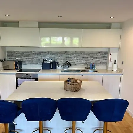 Modern Apartment, Fistral Beach Newquay  Exterior photo