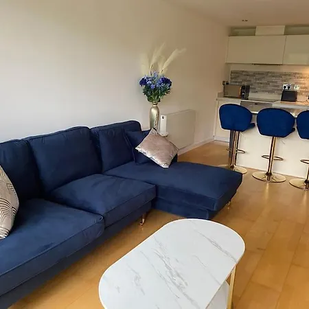 Modern Apartment, Fistral Beach Newquay  Exterior photo